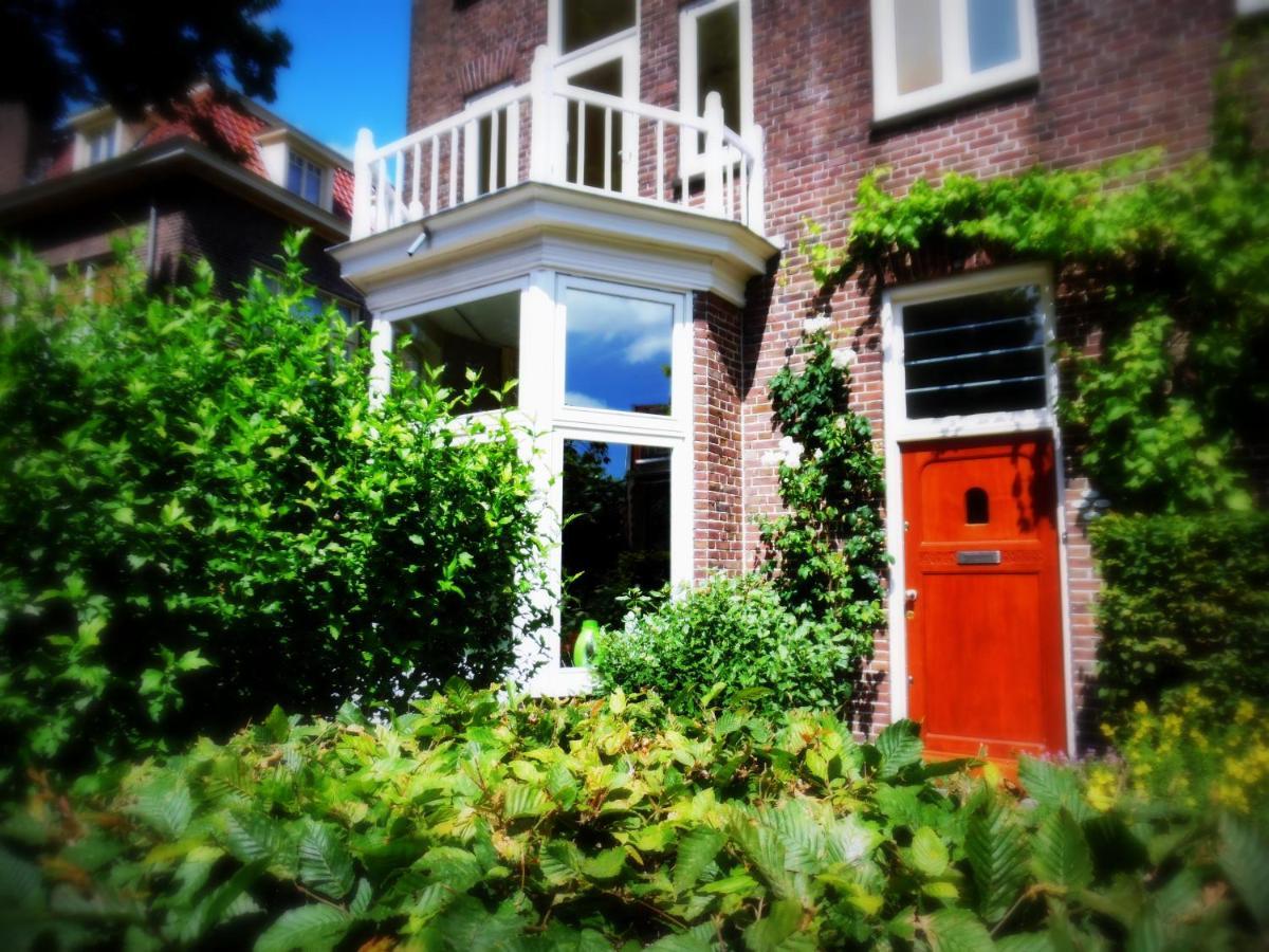 Hus Acomodação com café da manhã Leeuwarden Exterior foto